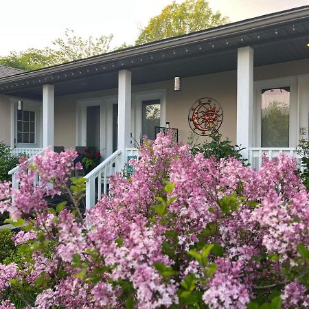 Summer Solstice Bed & Breakfast Niagara-on-the-Lake Eksteriør billede